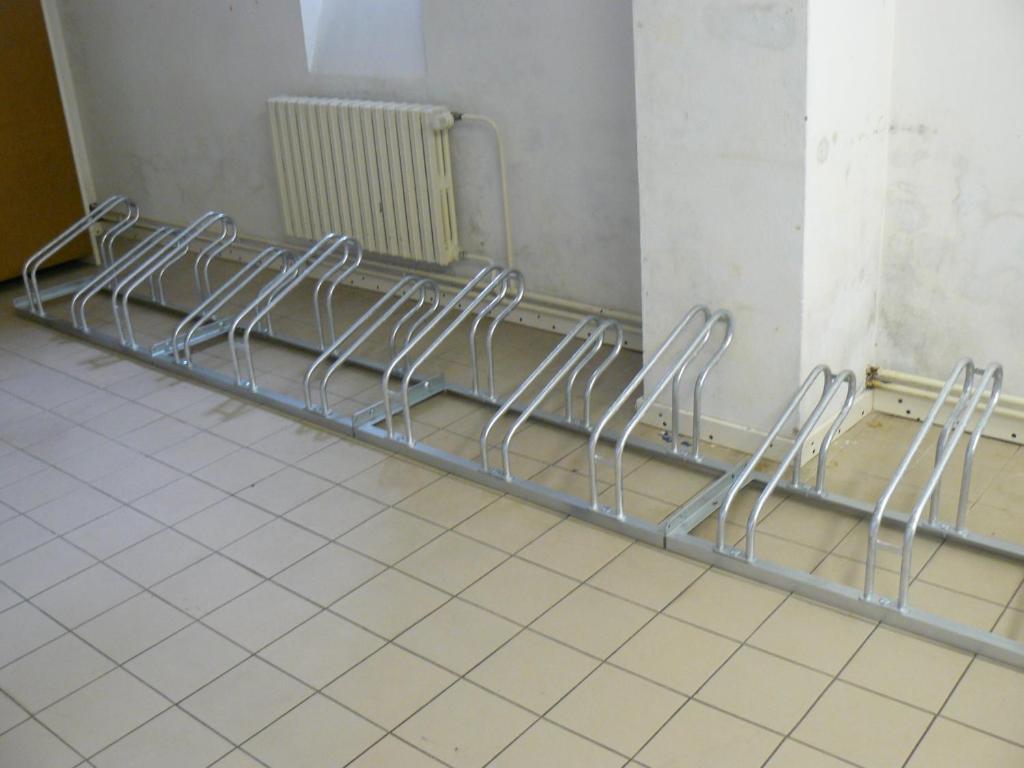 ホテル Koleje Zamecek レドニツェ 部屋 写真