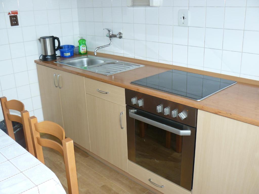 ホテル Koleje Zamecek レドニツェ 部屋 写真