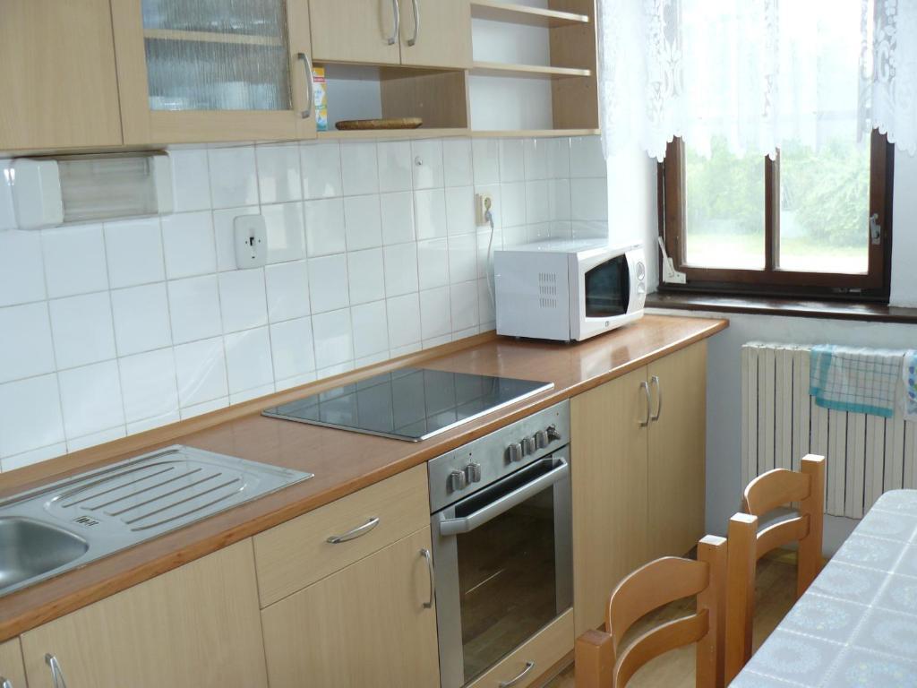 ホテル Koleje Zamecek レドニツェ 部屋 写真